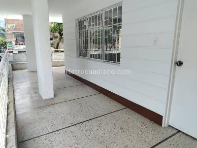 Casa en Arriendo, Calasanz, Medellín
