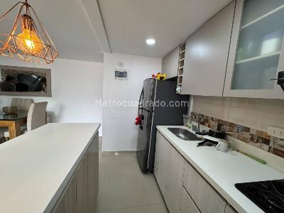 Apartamento en venta en San German, Medellín · foto 4 de 20