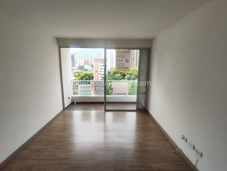 Apartment in Sabaneta, Cañaveralejo - Más