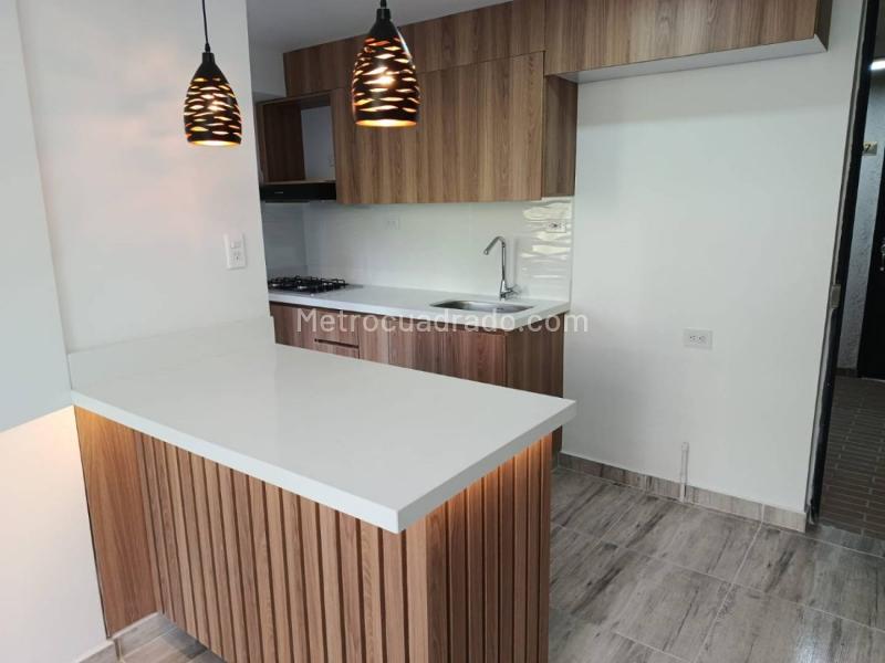 Piso – BELLO, Centro - Vista 2