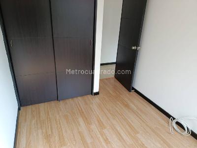 Apartamento de 3 alcobas en arriendo en Loma De Los Gonzalez, Medellín, 78 m² · foto 9 de 14