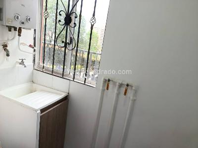 Apartaestudio en arriendo en Pajarito, Medellín, 35 m² · foto 10 de 11
