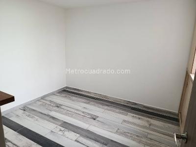 Apartaestudio en arriendo en Pajarito, Medellín, 35 m² · foto 7 de 11