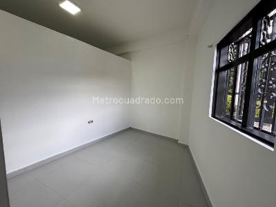 Apartamento en venta en Doce De Octubre, Medellín · foto 4 de 14