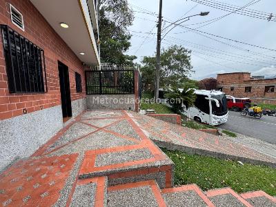Apartamento en venta en Doce De Octubre, Medellín · foto 12 de 14