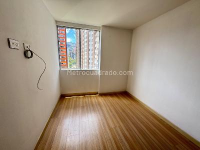 Apartamento de 3 alcobas en venta en Parque, Sabaneta, 72 m² · foto 9 de 20