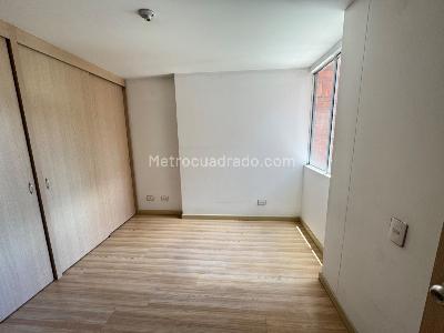 Apartamento de 3 alcobas en venta en Parque, Sabaneta, 72 m² · foto 12 de 20