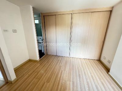 Apartamento de 3 alcobas en venta en Parque, Sabaneta, 72 m² · foto 17 de 20