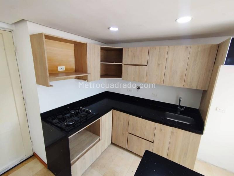 Piso – Bello, Altos de Niquía - Vista 2