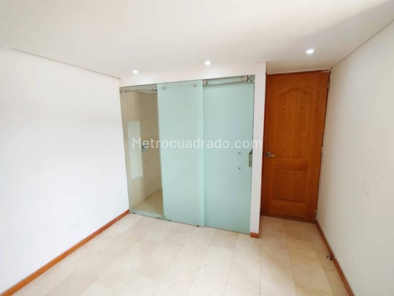 Piso – Bello, Altos de Niquía - Vista 3