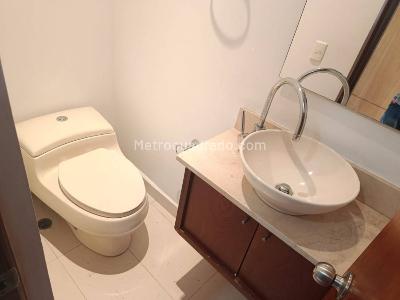 Casa en arriendo en Las Palmas, Medellín · foto 13 de 19