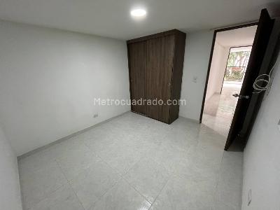 Apartamento en venta en Girardot, Medellín · foto 18 de 20