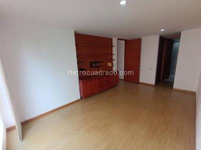 Apartamento de 2 alcobas en arriendo en Parque Poblado, Medellín, 85 m² · foto 15 de 19