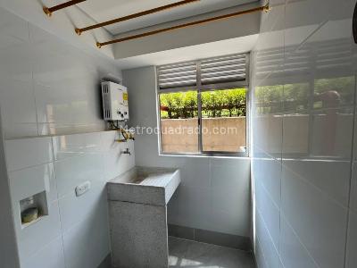 Apartamento de 2 alcobas en arriendo en Robledo, Medellín, 55 m² · foto 10 de 17