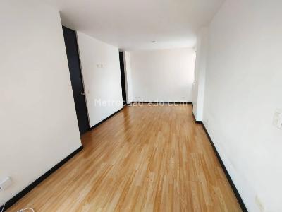 Apartamento de 2 alcobas en arriendo en Ciudad Del Rio, Medellín, 75 m² · foto 7 de 17