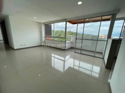 Apartamento de 3 alcobas en arriendo en La Pilanca, Medellín, 90 m² · foto 2 de 14