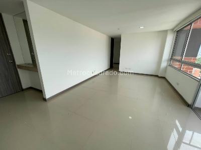 Apartamento de 3 alcobas en arriendo en La Pilanca, Medellín, 90 m² · foto 3 de 14