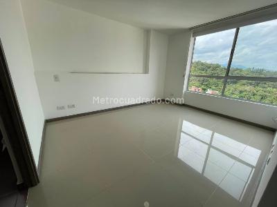 Apartamento de 3 alcobas en arriendo en La Pilanca, Medellín, 90 m² · foto 4 de 14