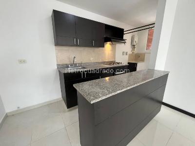 Apartamento de 2 alcobas en arriendo en Ciudad Del Rio, Medellín, 72 m² · foto 9 de 20
