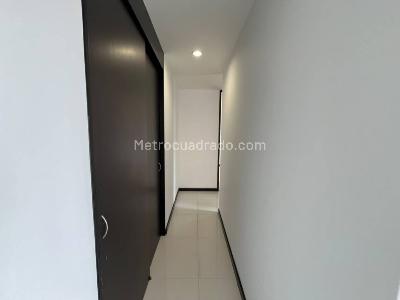 Apartamento de 2 alcobas en arriendo en Ciudad Del Rio, Medellín, 72 m² · foto 14 de 20
