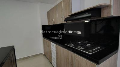 Apartamento de 2 alcobas en arriendo en Laureles, Medellín, 60 m² · foto 3 de 17