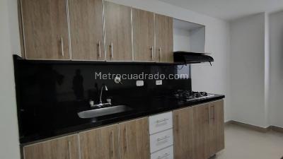 Apartamento de 2 alcobas en arriendo en Laureles, Medellín, 60 m² · foto 6 de 17
