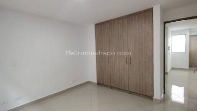 Apartamento de 2 alcobas en arriendo en Laureles, Medellín, 60 m² · foto 13 de 17