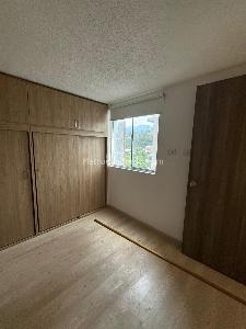 Apartamento en venta en San German, Medellín · foto 11 de 19