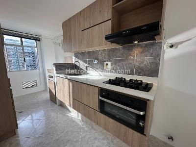 Apartamento en Arriendo, Loma De Los Bernal, Medellín