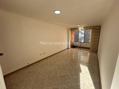 Apartamento de 3 alcobas en arriendo en Loma De Los Bernal, Medellín, 88 m² · foto 13 de 20
