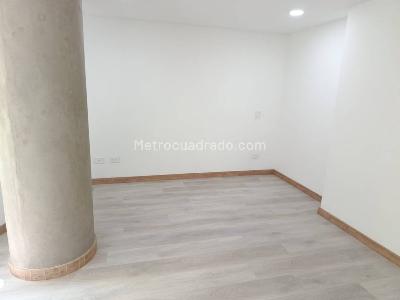 Apartaestudio en arriendo en Loma Del Indio, Medellín, 59 m² · foto 5 de 9