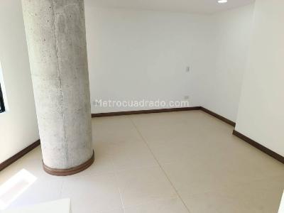 Apartaestudio en arriendo en Loma Del Indio, Medellín, 59 m² · foto 6 de 8