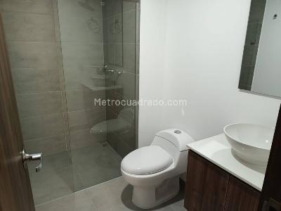 Apartaestudio en arriendo en Loma Del Indio, Medellín, 59 m² · foto 8 de 8