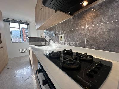 Apartamento de 3 alcobas en arriendo en Loma De Los Bernal, Medellín, 88 m² · foto 2 de 20