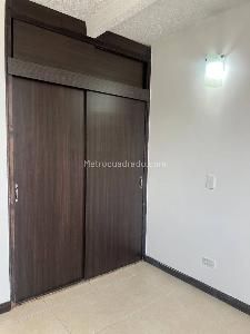 Apartamento de 3 alcobas en arriendo en Calasanz, Medellín, 80 m² · foto 2 de 7