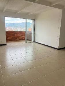 Apartamento de 3 alcobas en arriendo en Calasanz, Medellín, 80 m² · foto 4 de 7
