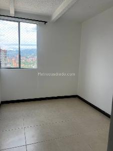 Apartamento de 3 alcobas en arriendo en Calasanz, Medellín, 80 m² · foto 7 de 7