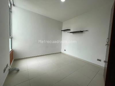 Apartamento de 3 alcobas en arriendo en Calasanz, Medellín, 65 m² · foto 4 de 12