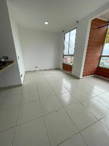Apartamento de 3 alcobas en arriendo en Calasanz, Medellín, 65 m² · foto 9 de 12