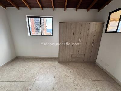 Apartamento de 3 alcobas en venta en El Diamante, Medellín, 86 m² · foto 20 de 20