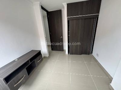 Apartamento de 3 alcobas en venta en Calasanz, Medellín, 70 m² · foto 14 de 20