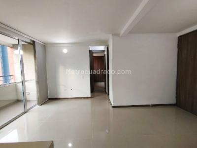 Apartamento de 2 alcobas en arriendo en San German, Medellín, 65 m² · foto 5 de 14