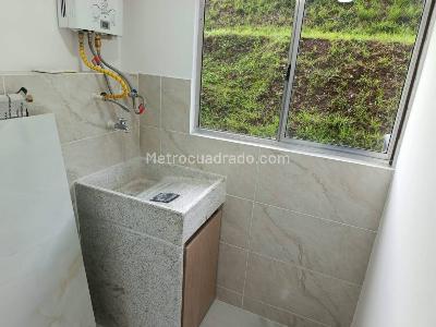 Apartamento de 2 alcobas en arriendo en Robledo, Medellín, 55 m² · foto 12 de 12