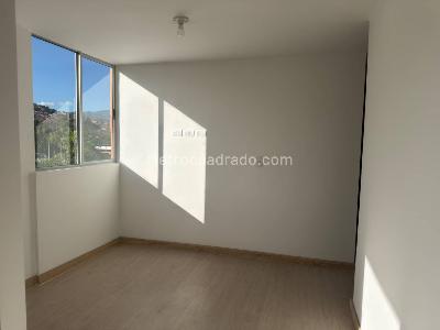 Apartamento de 2 alcobas en venta en La Pilarica, Medellín, 67 m² · foto 14 de 20