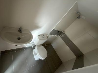 Apartamento de 2 alcobas en venta en La Pilarica, Medellín, 67 m² · foto 18 de 20
