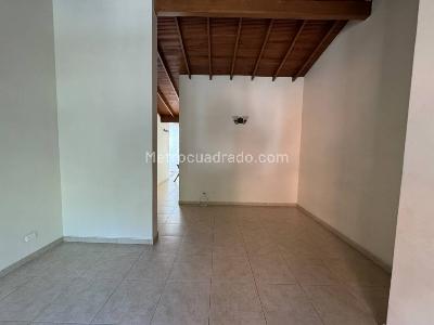 Casa de 3 alcobas en arriendo en Calasanz, Medellín, 140 m² · foto 12 de 17