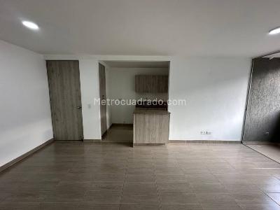 Apartamento de 3 alcobas en arriendo en Santa Ana, Bello, 70 m² · foto 11 de 20