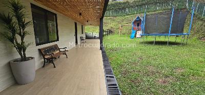 Casa de 4 alcobas en venta en Villas De La Candelaria, Envigado, 2000 m² · foto 17 de 20