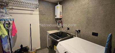 Casa de 4 alcobas en venta en Villas De La Candelaria, Envigado, 2000 m² · foto 14 de 20