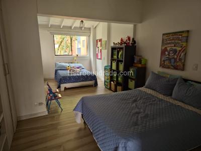 Apartamento de 4 alcobas en venta en La Abadia, Medellín, 250 m² · foto 12 de 18